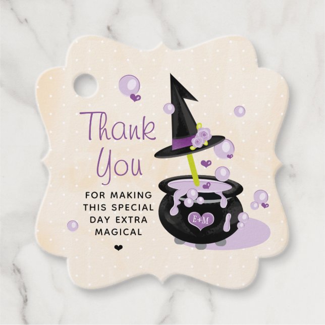 Étiquettes Cadeau Monogram Cauldron Witch Halloween Merci (Devant)