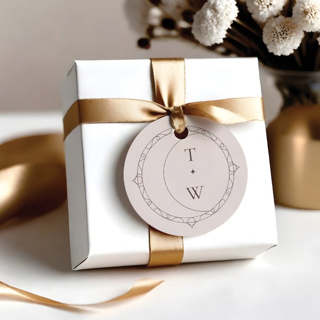 Étiquettes Cadeau Moon céleste et étoiles minimaux Monogramme Mariag (Minimal Celestial Moon & Stars Wedding Monogram Favor Tags)