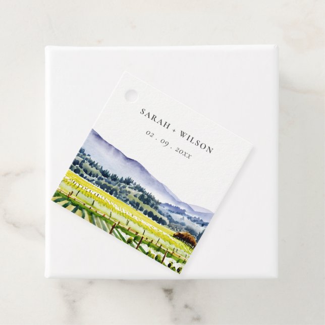 Étiquettes Cadeau Napa Valley Watercolor Vineyard Paysage Mariage (En situation)