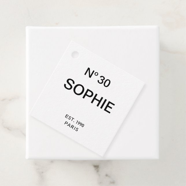 Étiquettes Cadeau No 30 French Chic 30th Birthday Party (En situation)