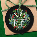Étiquettes Cadeau NOEL Berries Greenery Black Holiday Favoriser Tags<br><div class="desc">Votre nom et le mot NOEL parmi les feuilles d'hiver et les baies sur un arrière - plan noir (ou n'importe quelle couleur),  ces faveurs de fête ou étiquettes cadeaux sont élégants pour toute occasion de Noël de vacances. CORRESPONDRE des articles dans notre magasin.</div>