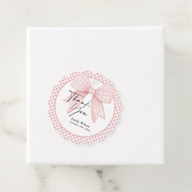 Étiquettes Cadeau Nœud Merci  (En situation)