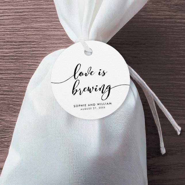 Étiquettes Cadeau Noir & Blanc Relax Script Amour est en train de se (Créateur téléchargé)