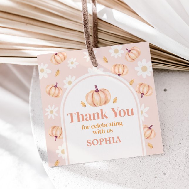 Étiquettes Cadeau Notre petit Citrouille Carré de fête d'anniversair (Our Little Pumpkin Arch Birthday Party Square Favor Tags)