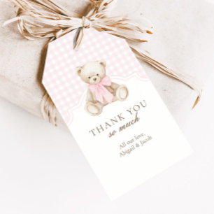 Étiquettes-cadeau Nous pouvons à peine attendre Ourson en gingham ro
