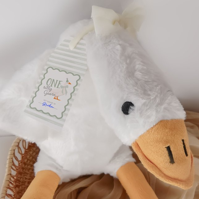Étiquettes-cadeau One Silly Goose 1st Birthday Adoption Stuffie  (Créateur téléchargé)