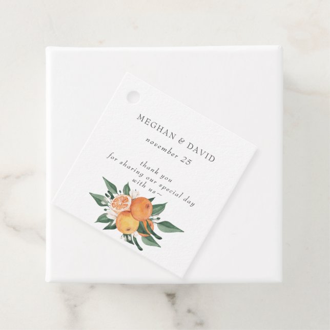 Étiquettes Cadeau Orange Blossoms Citrus Botanical Wedding  (En situation)
