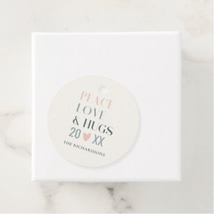 Étiquettes Cadeau Pastel Scandi Blush Grey Peace Love & Hugs 2023