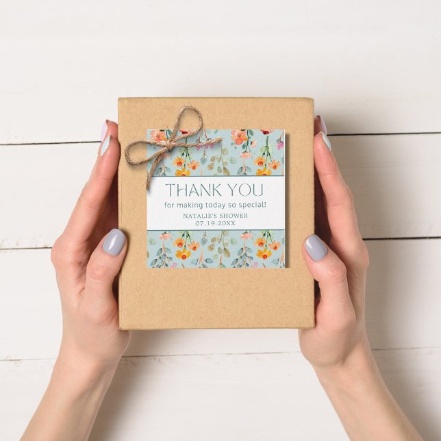 Étiquettes Cadeau Pétales et Prosecco Réception de mariage floral bl (Petals and Prosecco Blue Floral Bridal Shower Favor Tags)