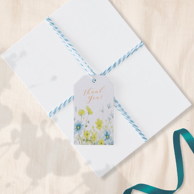 Étiquettes-cadeau Poppies rustiques simples bleues jaunes aquarelles (Créateur téléchargé)