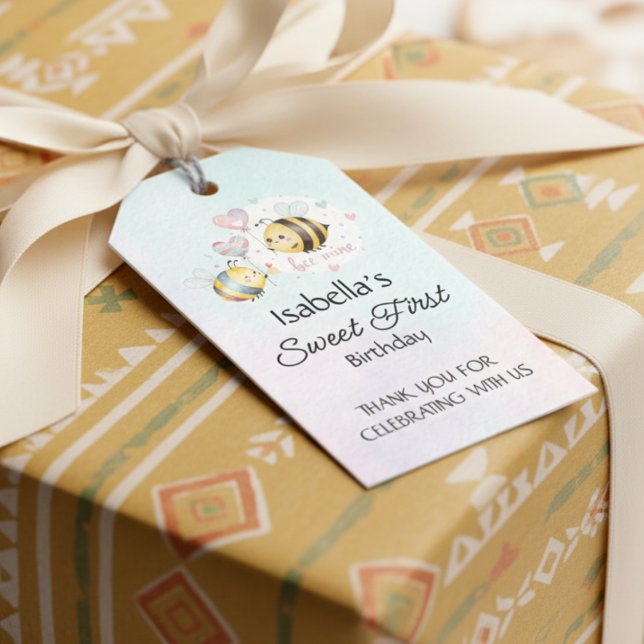 Étiquettes-cadeau Premier anniversaire de Sweet Bee personnalisé  (Créateur téléchargé)