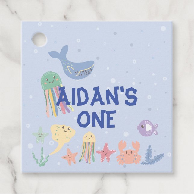 Étiquettes Cadeau Premier anniversaire du monde sous-marin mignon (Devant)