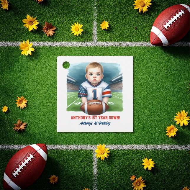 Étiquettes Cadeau Première année Football bas 1er anniversaire (First Year Down Football 1st Birthday Favor Tags)