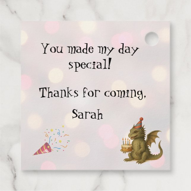 Étiquettes Cadeau Princess's Birthday Dragon Folded Greeting Card (Dos)