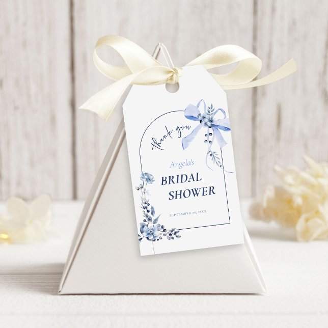 Étiquettes-cadeau Quelque chose de bleu Floral Bow Fête des mariées (Créateur téléchargé)