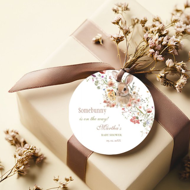 Étiquettes Cadeau Quelque chose sur le chemin baby shower Fleur sauv (Créateur téléchargé)
