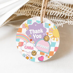Étiquettes Cadeau Retro Young Wild et Three Birday Party Round