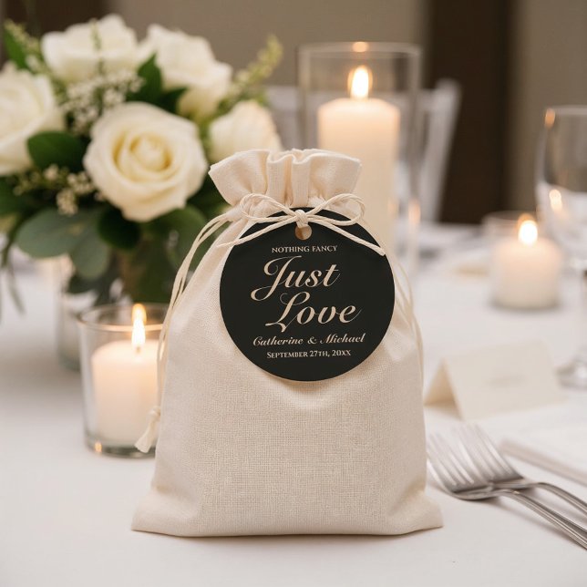 Étiquettes Cadeau Rien de fantaisie Juste Amour Mariage (Front view rustic country wedding favor bag with coffee brown bold typography tag romantic wedding )