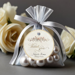 Étiquettes Cadeau Rose en défilement et monogramme - Cercle Crème