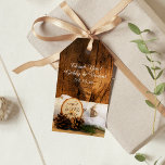 Étiquettes-cadeau Rustic Birch Tree et Grange Wood Wedding Favor Tag<br><div class="desc">Merci à vos invités d'avoir fait partie de vos nuptiaux lorsque vous joignez le charme Rustic Birch Tree et Barn Wood Wedding Favor Tag à leur faveur de fête ou petit cadeau. Ces bois naturels personnalisés ou forêt inspo mariages merci pour les étiquettes comprennent une photo nature surannée pittoresque numériquement...</div>