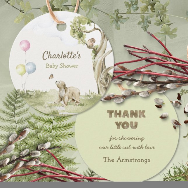 Étiquettes Cadeau Sage Green Bearly Wait Round Baby Shower (Sage Green Woodland Bear Little Cub Baby Shower Favor Tags ©Susanne Sachers - Sunny Mind 🌞)