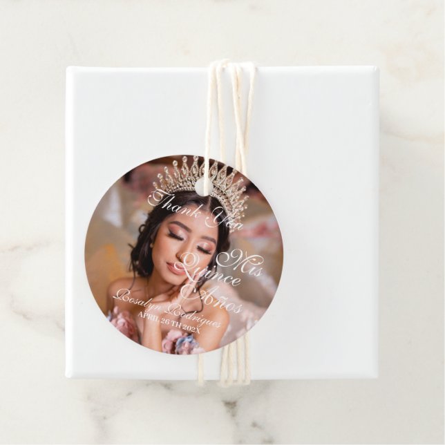Étiquettes Cadeau Script Quinceanera photo 15e anniversaire (En situation)