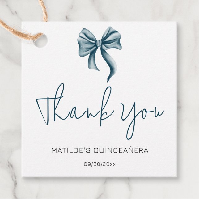 Étiquettes Cadeau Simple Bleu Ruban Script Merci Quinceañera (Devant)