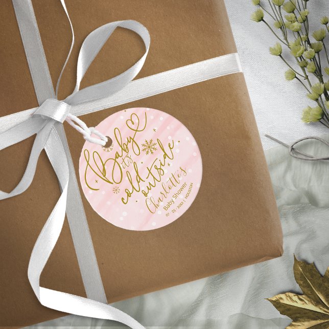 Étiquettes Cadeau Snowflakes Baby It's Cold Outside Girl Baby shower (Créateur téléchargé)