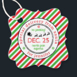 Étiquettes Cadeau Special Delivery From Santa North Pole Christmas<br><div class="desc">Ces étiquettes cadeaux sont parfaites pour l'utilisation comme étiquettes sur les cadeaux de Noël et le design festif peut être facilement personnalisé avec un nom de destinataire. Veuillez noter : ces étiquettes ne sont destinées qu'aux personnes sur Père Noël belle liste et ne doivent être données à personne sur Père...</div>