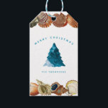 Étiquettes-cadeau Summer Christmas Beach Seashell Nom personnalisé<br><div class="desc">Un design de Noël d'été unique en utilisant des vagues de plage pour remplir le sapin de Noël et les coquillages comme frontière. Idéal pour les cadeaux de Noël et la décoration. Customisez l'étiquette cadeau de Noël avec votre texte et faites-le vous-même.</div>