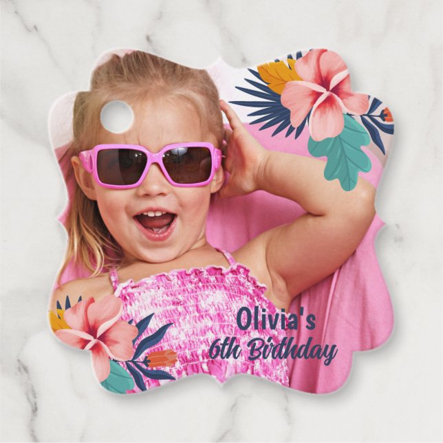 Étiquettes Cadeau Summer tropical luau Girl pool photo anniversaire (Devant)