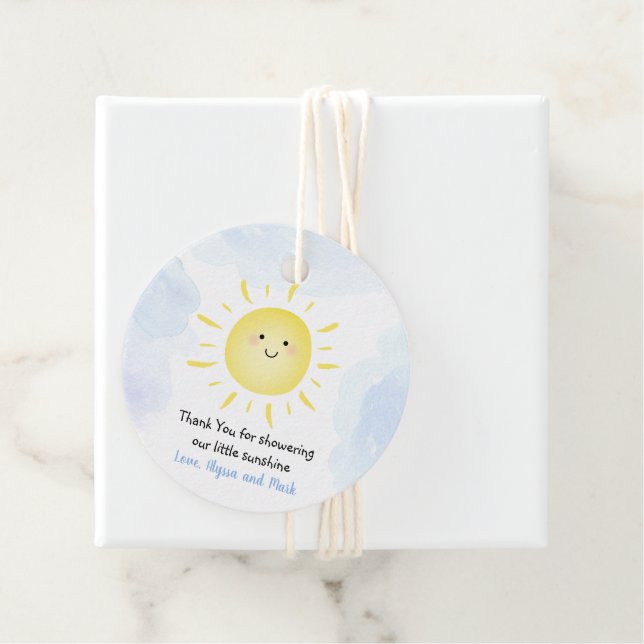 Étiquettes Cadeau Sunshine Nuages Blue Boy Baby shower (En situation)