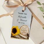 Étiquettes-cadeau Tags Rustic Sunflower Woodland Wedding Favor<br><div class="desc">Merci à vos invités d'avoir assisté à votre soirée de mariage ou à la cérémonie de mariage et à la réception lorsque vous joignez le charme Rustic Sunflower Woodland Wedding Favor Tag à leur faveur de fête ou petit cadeau. Ces boiseries artisanales chic ou de la forêt inspo merci les...</div>