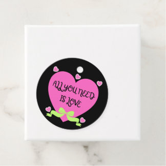 Étiquettes Cadeau Tout ce dont vous avez besoin est l'amour – Concep