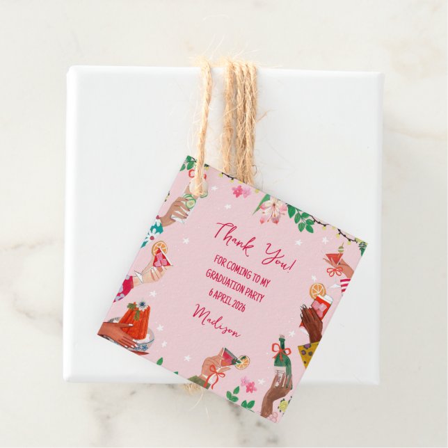 Étiquettes Cadeau Trendy Doodle Cheers to Grad Photo Thank You Card (En situation)