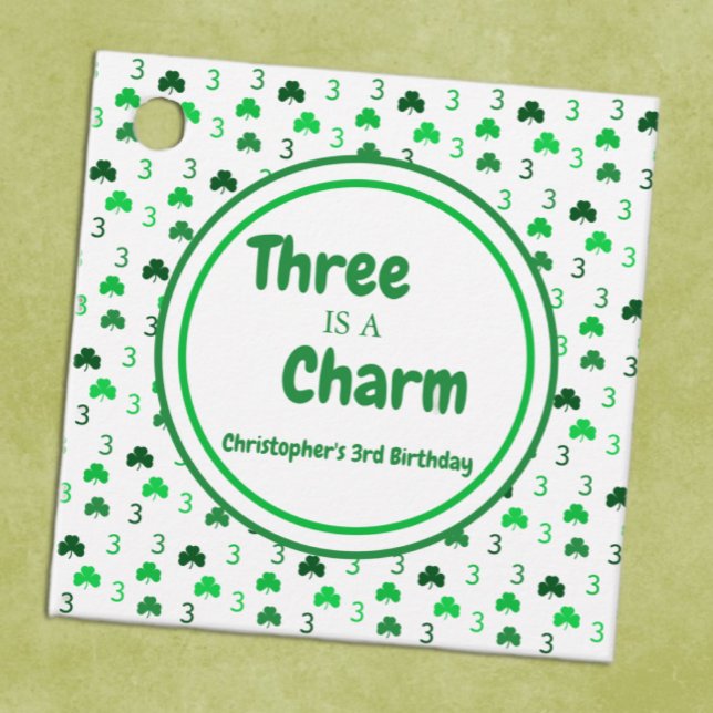Étiquettes Cadeau Trois est un charme St Patrick's Day 3e anniversai (Créateur téléchargé)