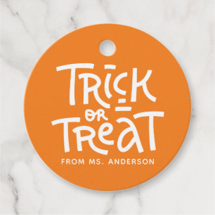 Étiquettes Cadeau Typographie Cute Moderne Tri Ou Traiter Halloween