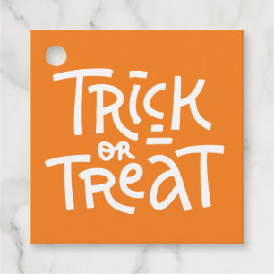 Étiquettes Cadeau Typographie Cute Moderne Tri Ou Traiter Halloween