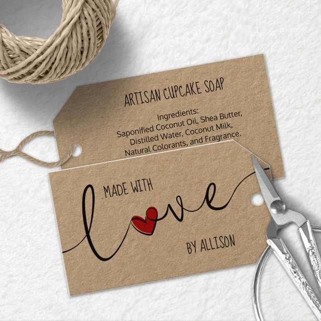Étiquettes-cadeau Typographie Red Heart Script Faite Avec Amour Kraf (Créateur téléchargé)