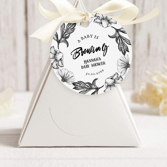 Étiquettes Cadeau Un bébé est en train de brasser des fleurs gothiqu (Créateur téléchargé)