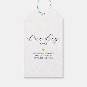 Étiquettes-cadeau Un Jour Loin Gold Heart Rehearsal Dîner Faveurs