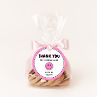 Un joyeux Gal/Dude rose Merci souriant