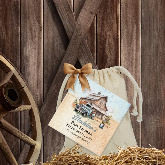 Étiquettes Cadeau Un mignon petit Merci de Baby shower fermier ("A Cute Little Farm Boy Is On His Way!" Rustic Barn and Vintage Truck Boy Baby Shower Favor Tags)