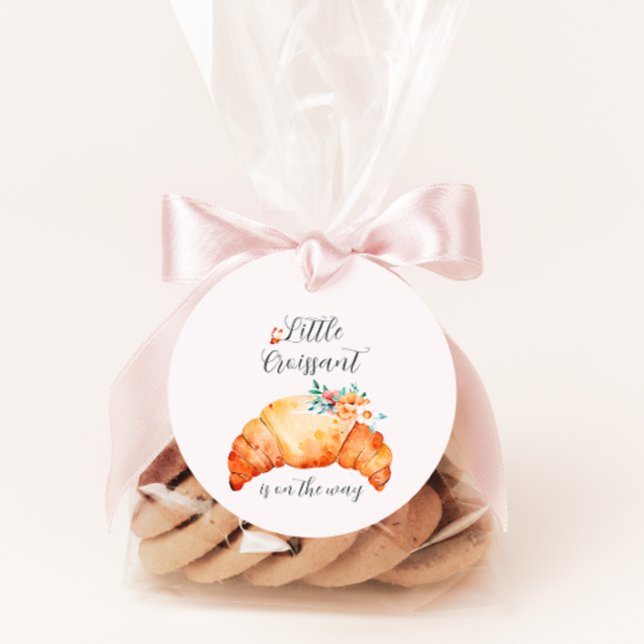 Étiquettes Cadeau Un Petit Croissant Se Trouve Sur Le Chemin Du Baby (Créateur téléchargé)