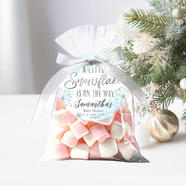 Étiquettes Cadeau Un petit flocon de neige est sur le baby shower (Créateur téléchargé)