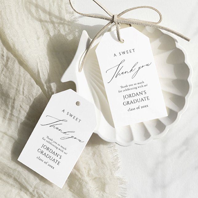 Étiquettes-cadeau Une graduation simple et élégante favorise le Merc (Simple Elegant Script Graduation Favors Thank You Gift Tags)