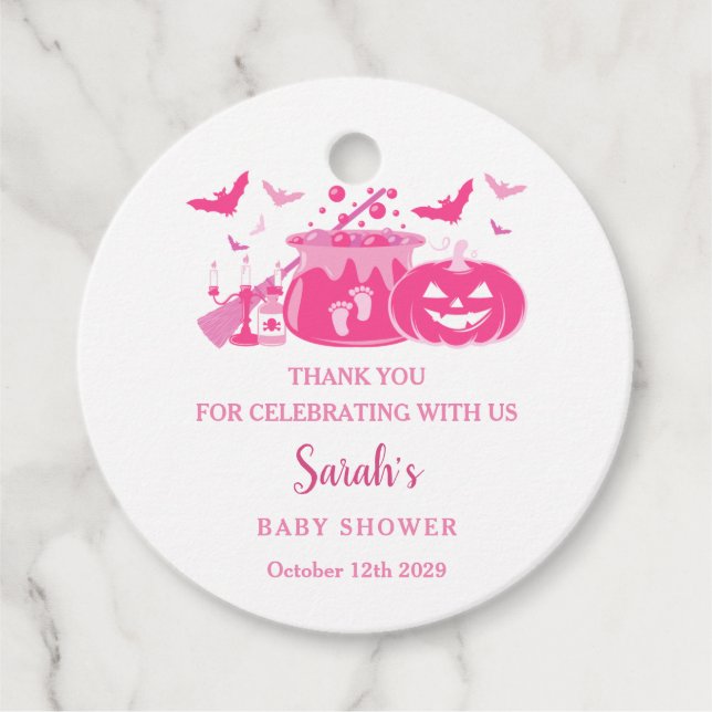 Étiquettes Cadeau Une Petite Fille Brûle Un Baby shower D'Halloween  (Devant)