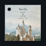 Étiquettes Cadeau Vintage Fairytale Castle Rustic Forest Mariage<br><div class="desc">Un beau château de conte de fées au milieu d'une forêt rustique. Un design mariage unique qui utilise des aquarelles vintages illustrant des décors de contes de fées. Un design mariage "une fois de temps" et "heureux toujours après" de style conte, idéal pour un thème prince et princesse mariage. L'élégante...</div>