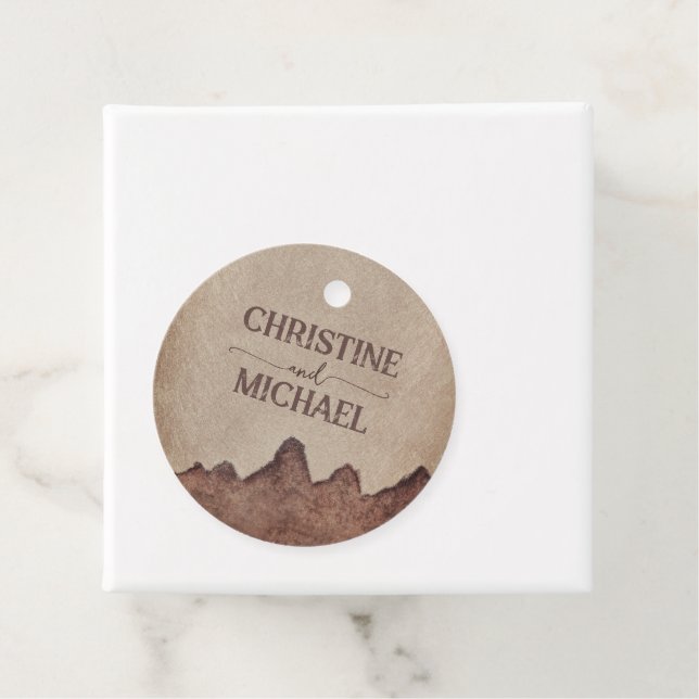 Étiquettes Cadeau Vintage papier rustique brun montagnes mariage (En situation)