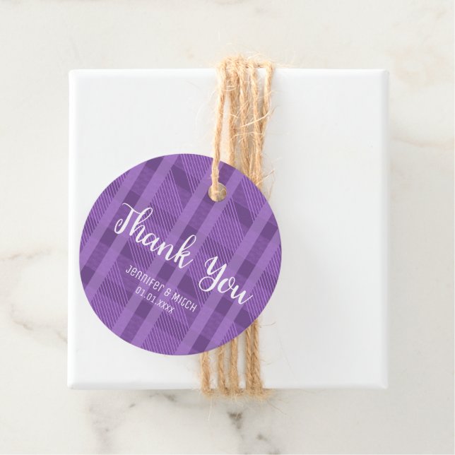 Étiquettes Cadeau Violet Tartan Plaid Violet Mariage (En situation)